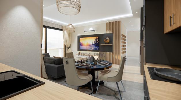 Girne Merkezde 3+1 Özel Teraslı Satılık Çatıkatı Daire Fırsatı